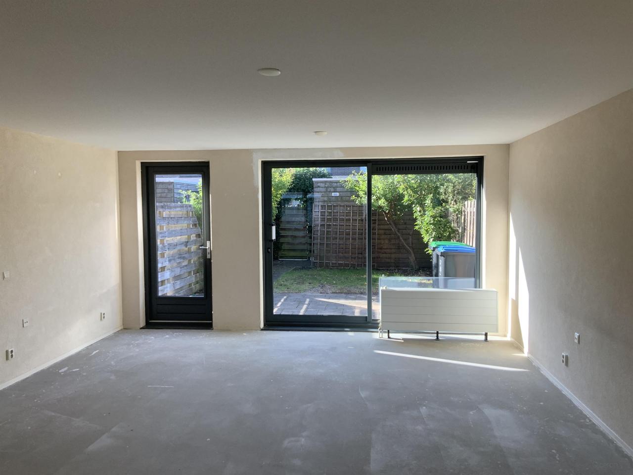 106 m² Corner House with Garden in Barendrecht - Image 4
