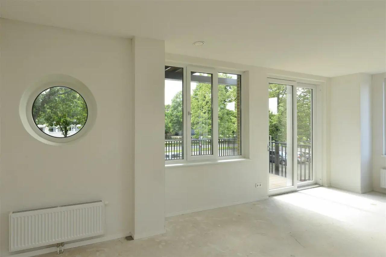 82 m² Apartment with Terrace in Huizen - Image 2