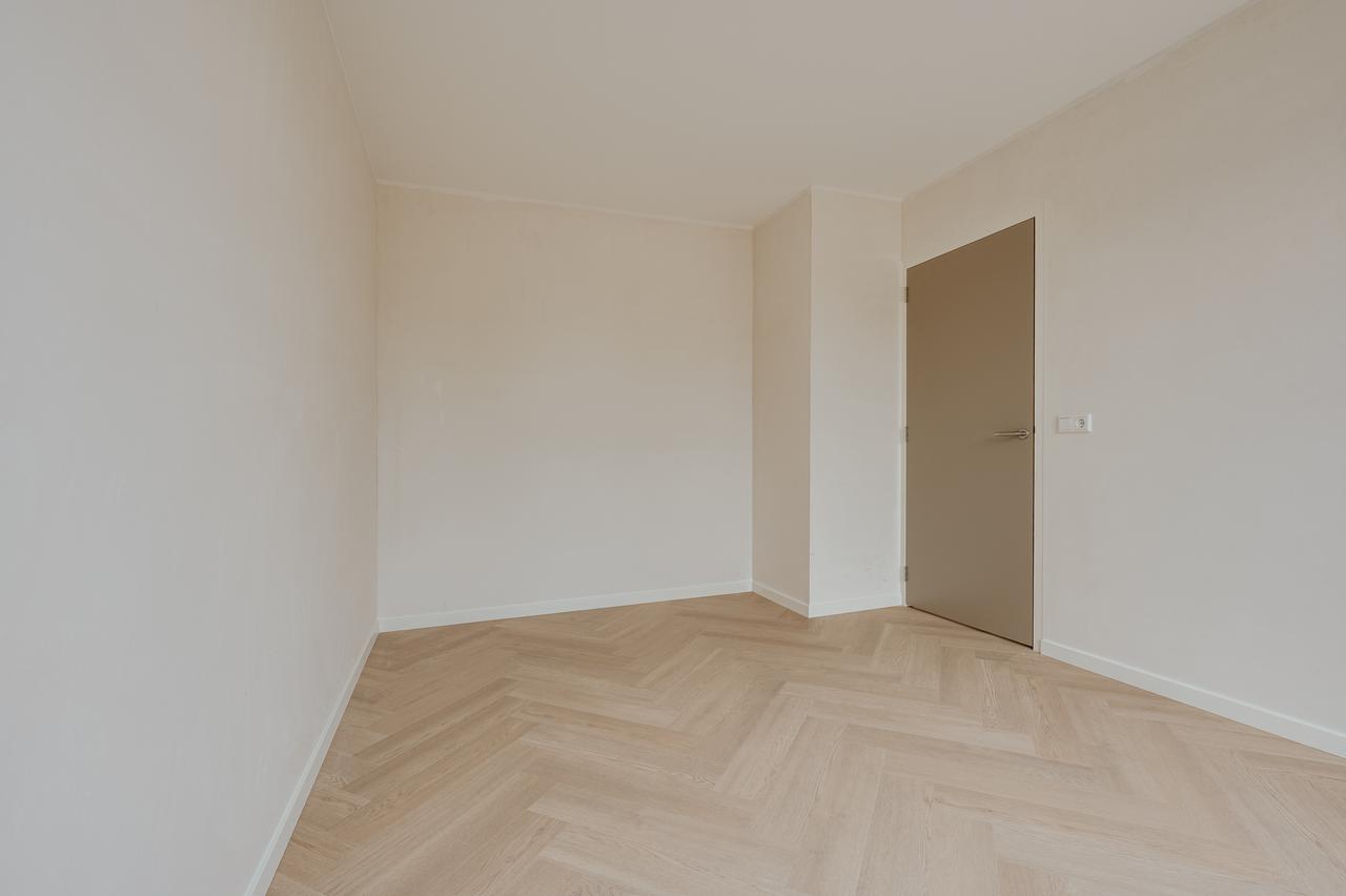 New 2-Bedroom Apartment with Garden in Grijpskerke - Image 11