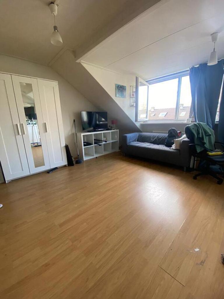 21 m² kamer met eigen keukenblok in Vinkhuizen - Afbeelding 2
