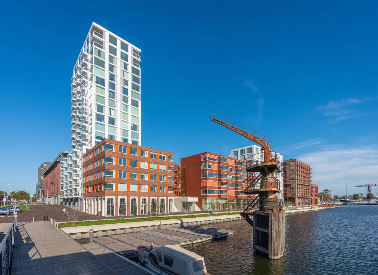 49 m² apartment at NDSM, 6th floor - Image 1