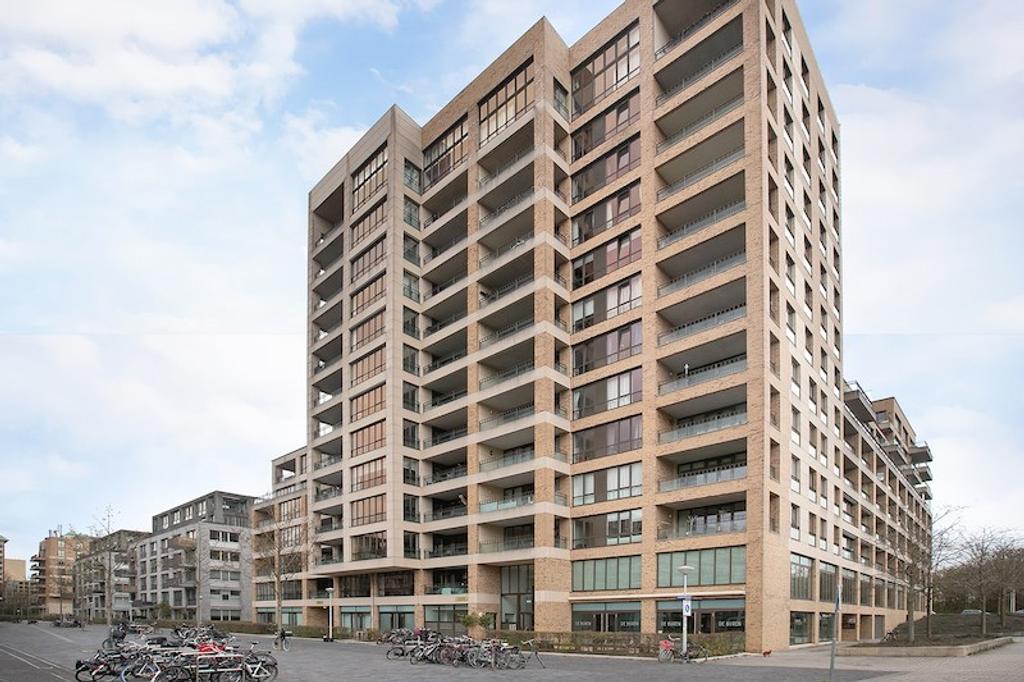 Furnished 3-Room Apartment with Terrace - Image 1