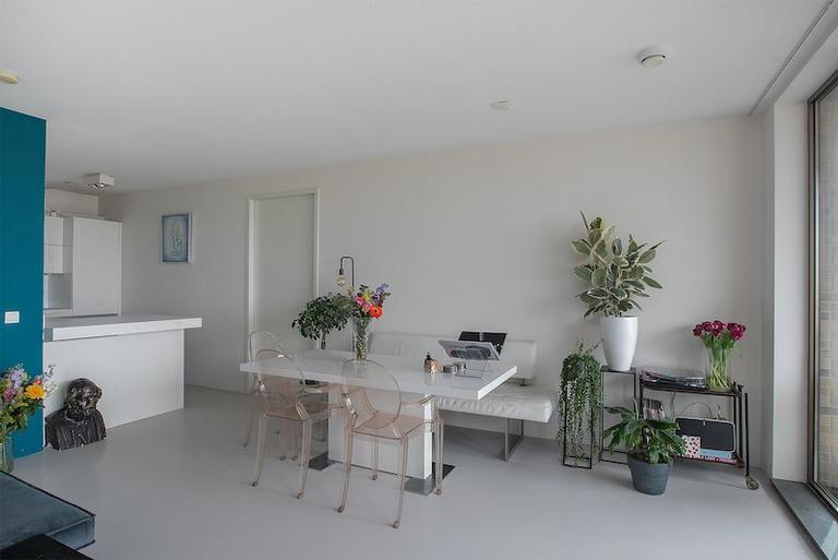 Furnished 3-Room Apartment with Terrace - Image 17