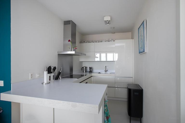 Furnished 3-Room Apartment with Terrace - Image 20