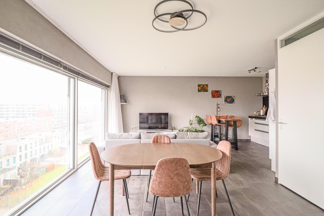 Gemeubileerd 3-kamerappartement in Osdorp - Afbeelding 1