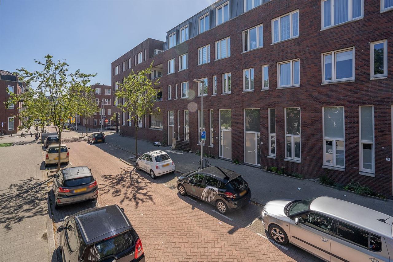 Gemeubileerde benedenwoning met tuin in Spangen - Afbeelding 2