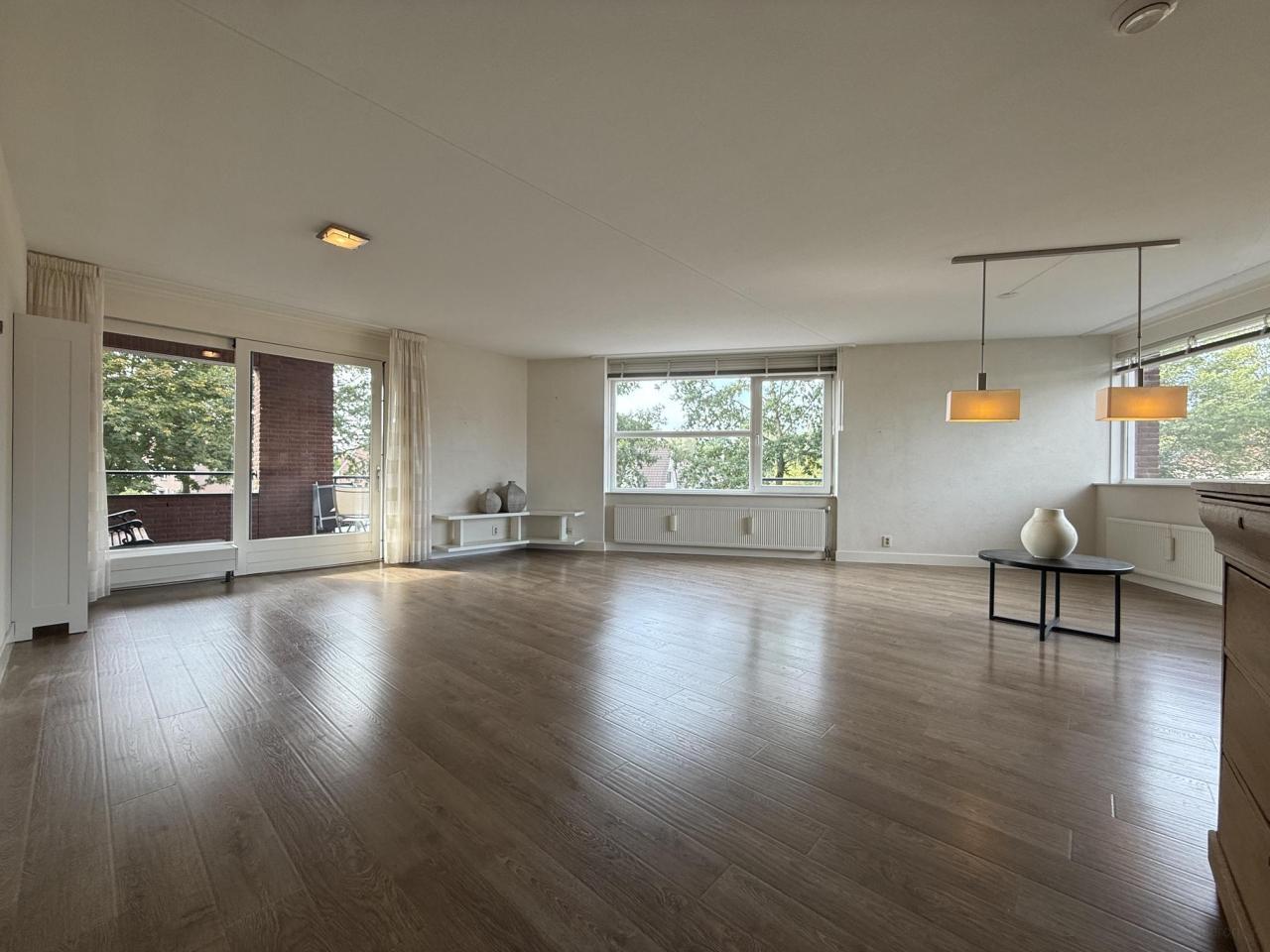 100 m² apartment with balcony in Achterveld - Image 4
