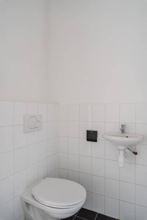 101 m² Apartment with Balcony and Parking - Image 27