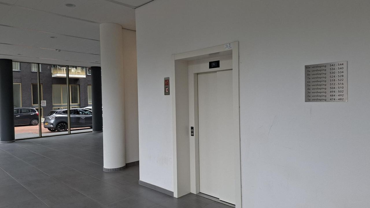 87 m² appartement op de 10e etage - Afbeelding 3
