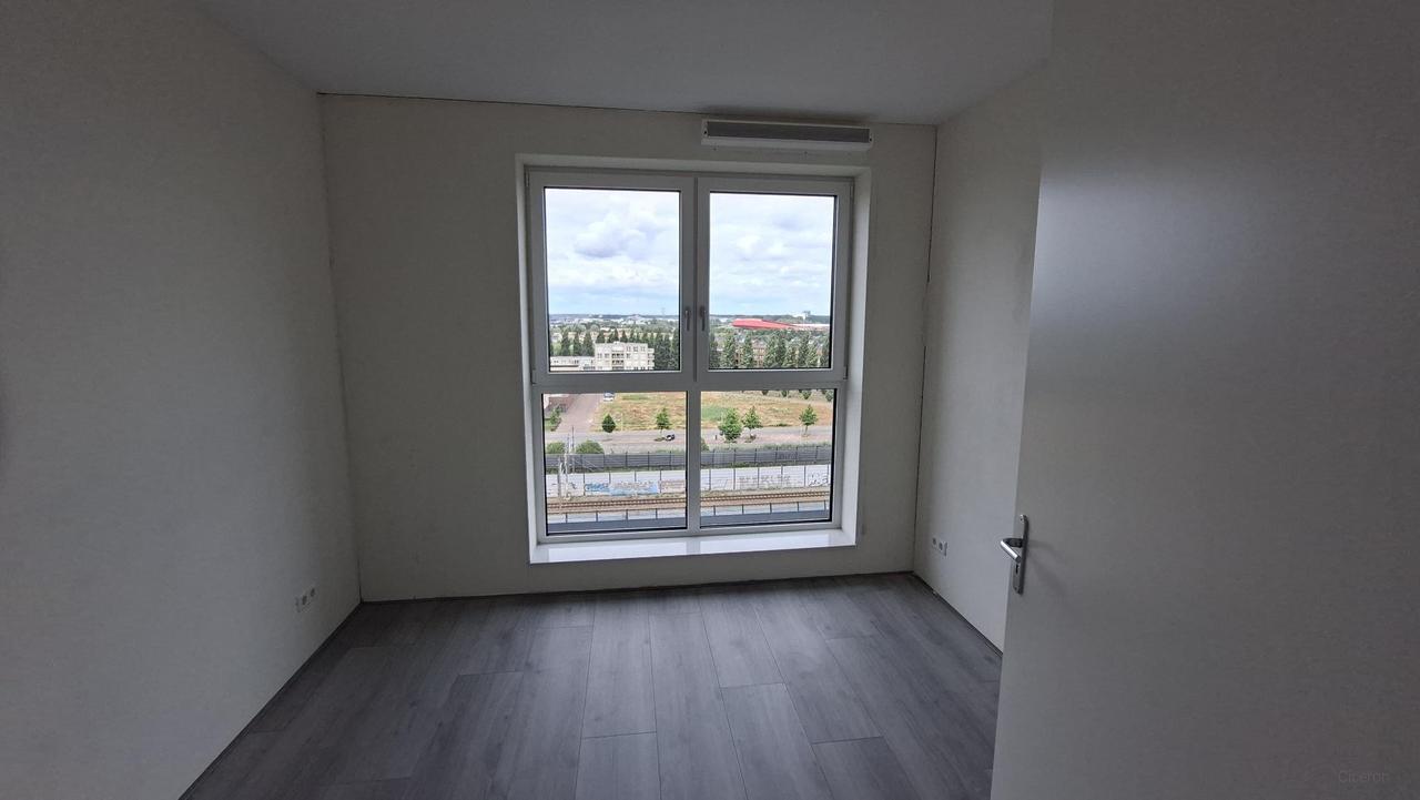 87 m² appartement op de 10e etage - Afbeelding 11