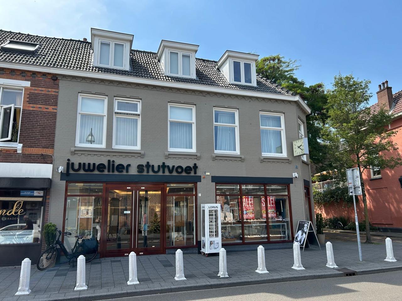 Apartment with Roof Terrace in Assendorp - Image 1