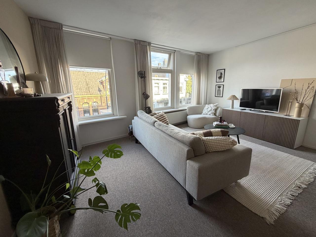 Apartment with Roof Terrace in Assendorp - Image 4