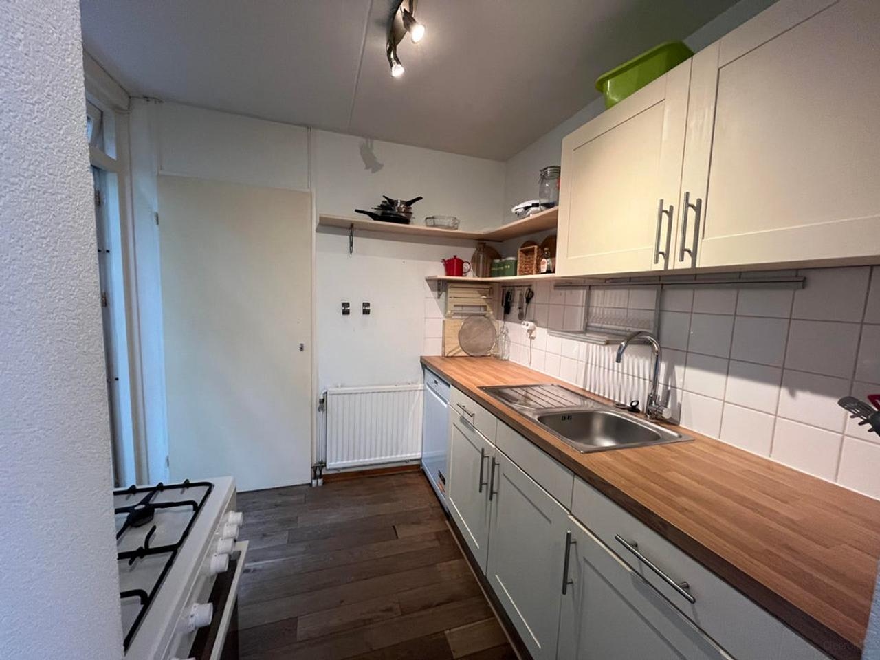 Furnished 3-Room Apartment on Oude Singel - Image 6