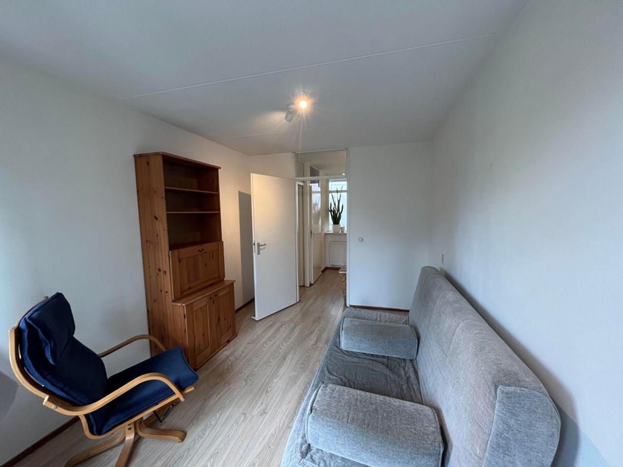 Furnished 3-Room Apartment on Oude Singel - Image 12