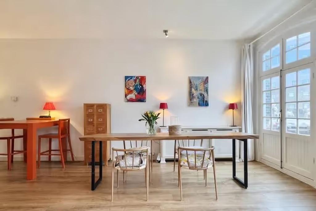 Gemeubileerd 3-kamerappartement met 2 balkons - Afbeelding 2