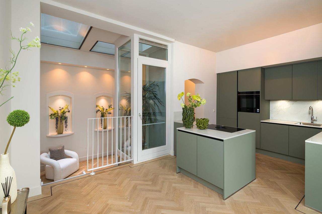 145 m² with garden near the Rijksmuseum - Image 11