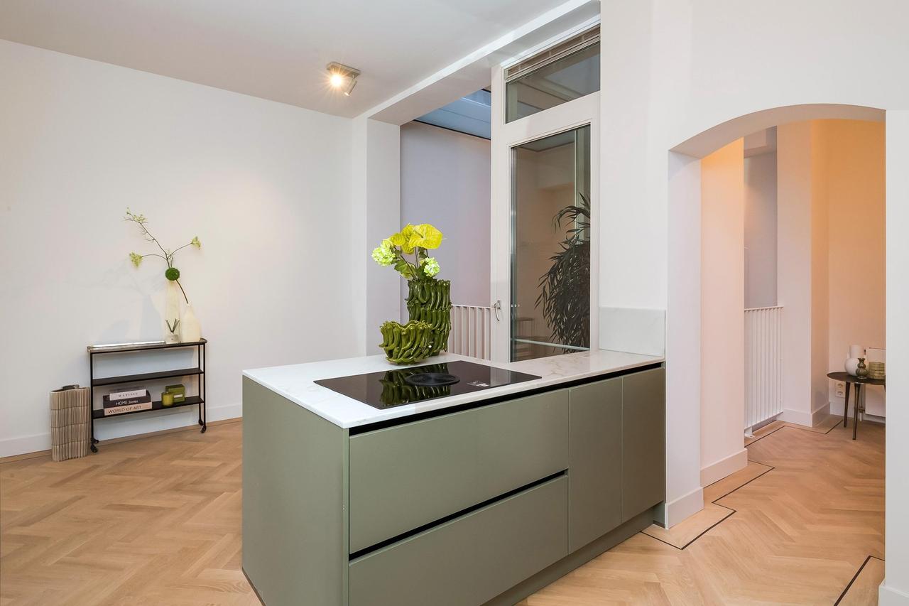 145 m² with garden near the Rijksmuseum - Image 19