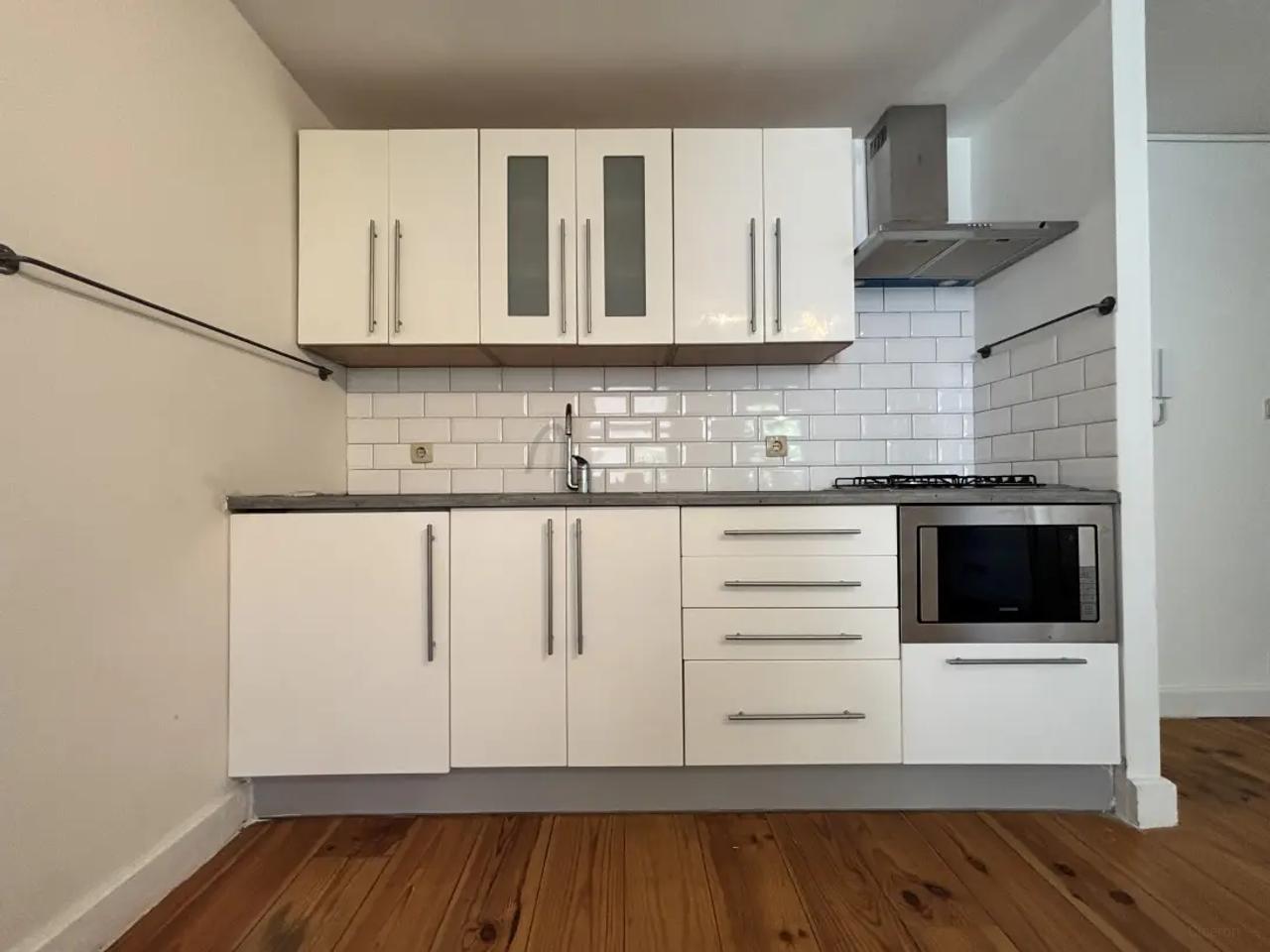Apartment with garden in Huygenspark - Image 3