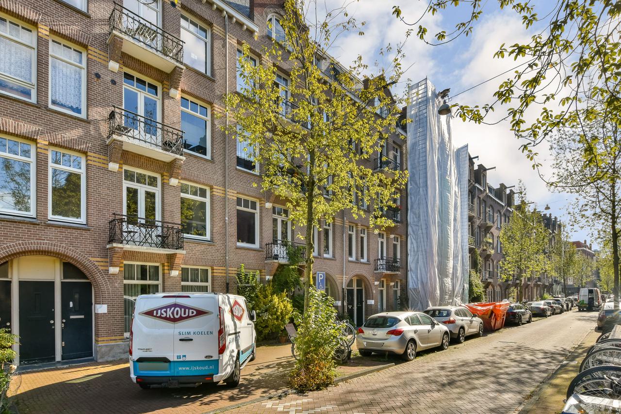 Four-Bedroom Home in Kinkerbuurt - Image 3
