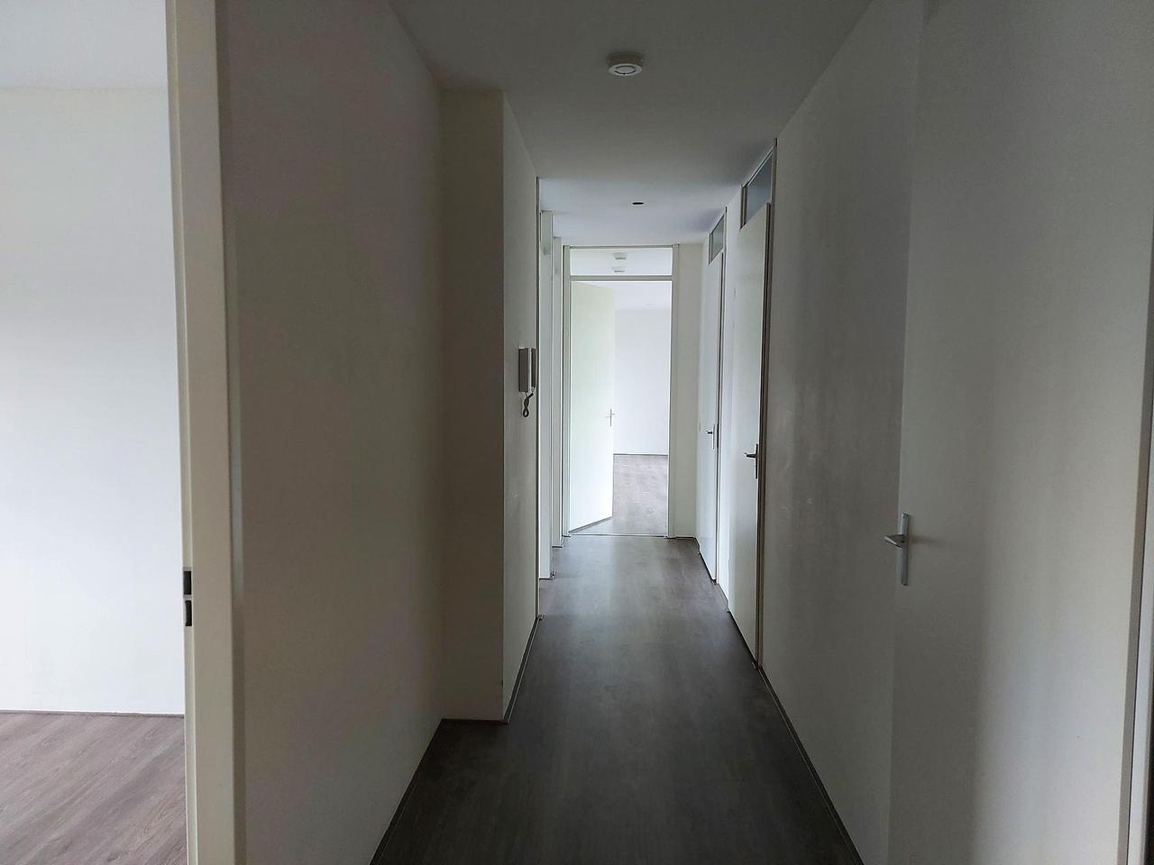 111 m² apartment on the 10th floor - Image 1