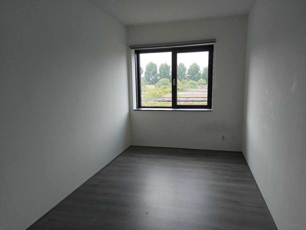111 m² apartment on the 10th floor - Image 4