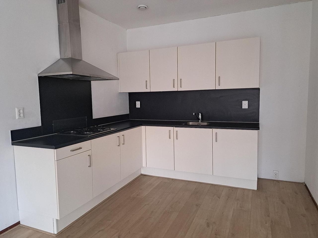 110 m² appartement met 2 slaapkamers - Afbeelding 7