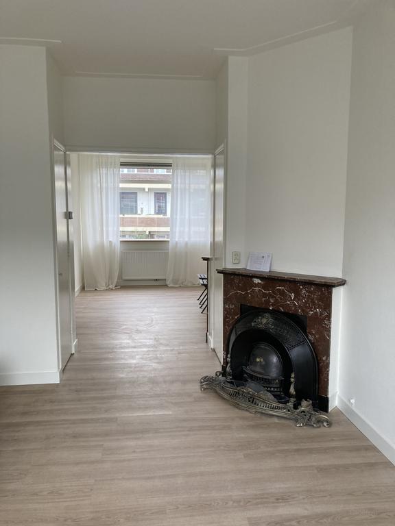 4-bedroom home with balcony in The Hague - Image 15