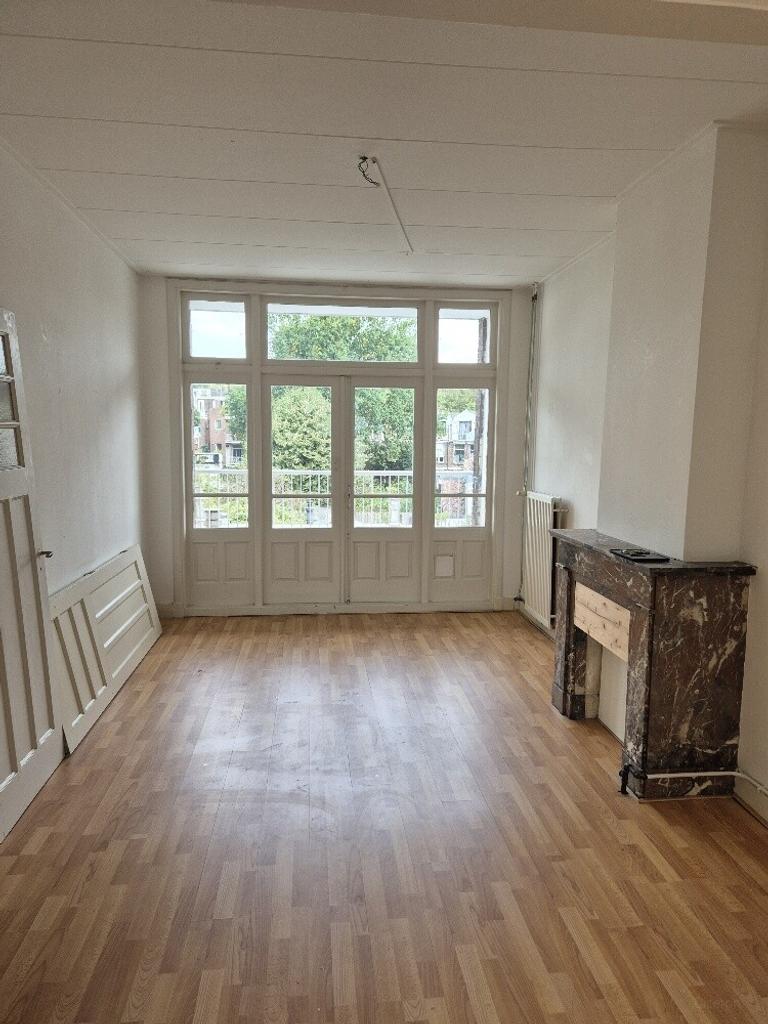 100 m² studentenwoning met 2 balkons - Afbeelding 2