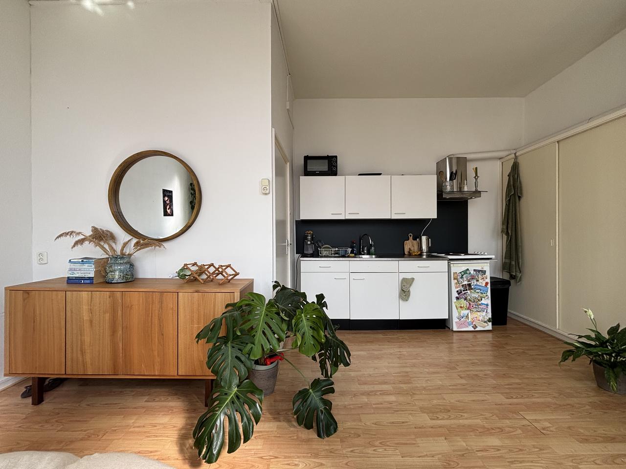 21 m² kamer met eigen keuken in Groningen - Afbeelding 7