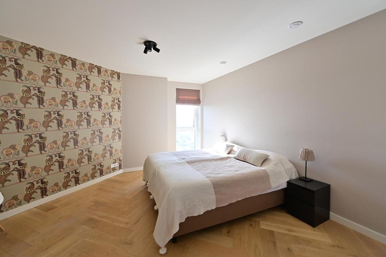 142 m² appartement op 18e verdieping - Afbeelding 11