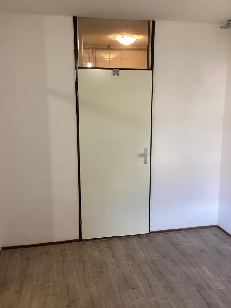 1-Bedroom Apartment with Balcony in Kerkrade - Image 2