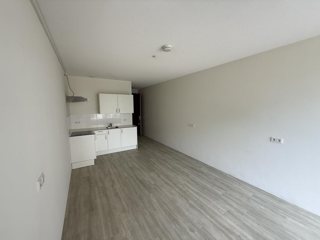28 m² Studio in Overtoomse Veld - Image 5
