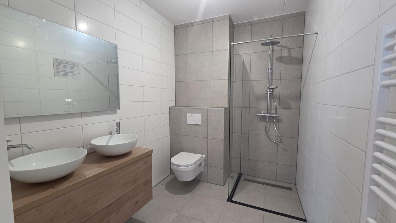 137 m² appartement met 3 slaapkamers - Afbeelding 2