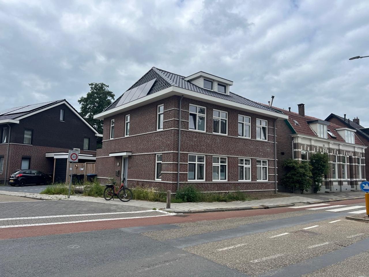 New-build home with A++++ rating and south-facing garden - Image 1