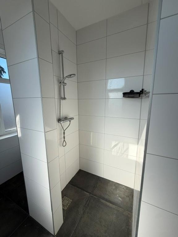New-build home with A++++ rating and south-facing garden - Image 8