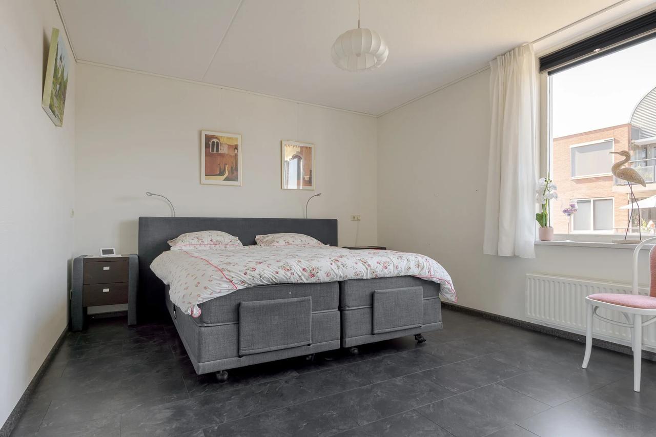 Gemeubileerd 3-slaapkamerappartement in Meppel - Afbeelding 9