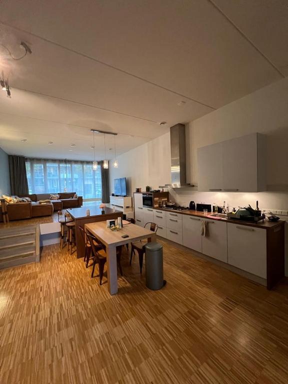 Gemeubileerd 3-slaapkamerappartement met parkeerplek - Afbeelding 4