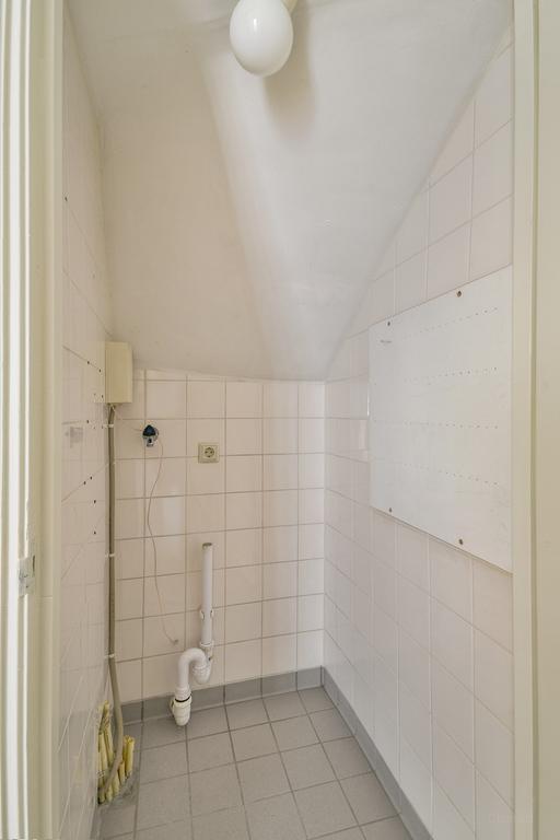 Corner apartment with balcony and 2 bathrooms - Image 26