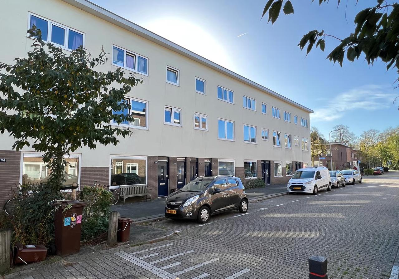 Apartment for Rent on Surinamestraat - Image 1