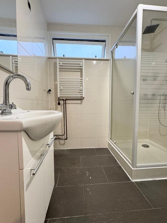 Eengezinswoning met zonnige tuin in Almere - Afbeelding 7