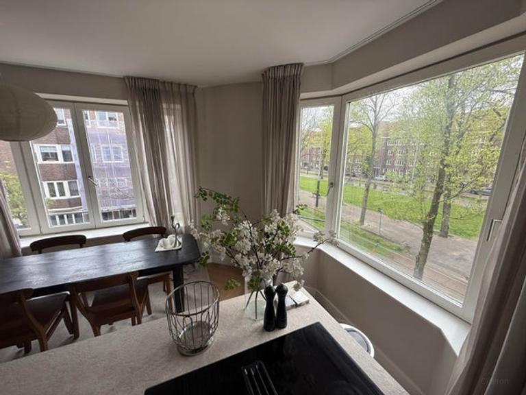 Gemeubileerd 3-kamerappartement bij park - Afbeelding 6