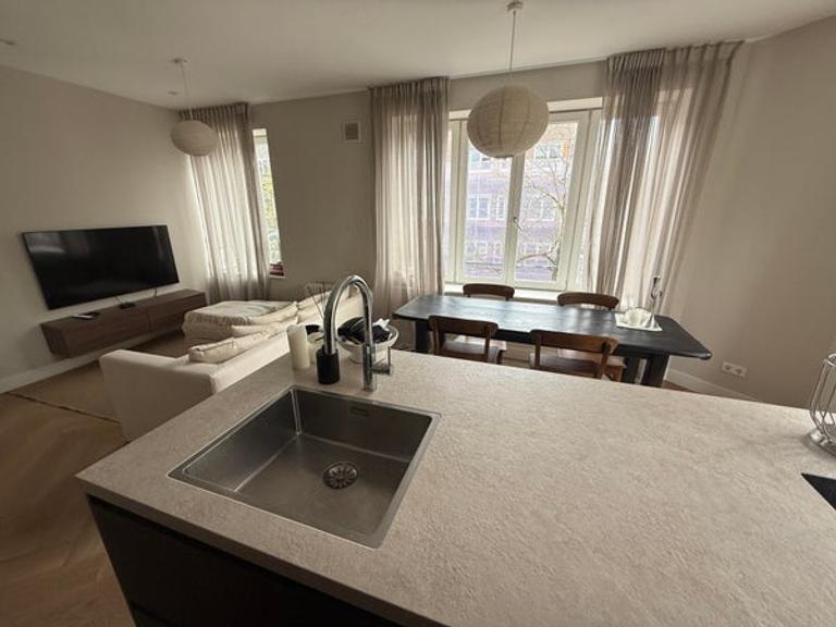 Gemeubileerd 3-kamerappartement bij park - Afbeelding 8