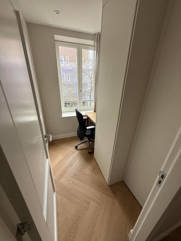 Gemeubileerd 3-kamerappartement bij park - Afbeelding 10