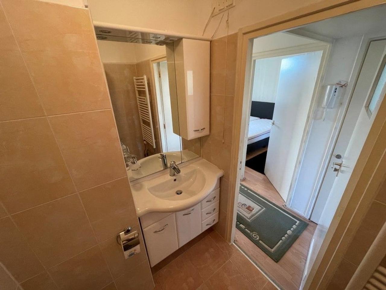 Furnished Two-Bedroom Apartment for Students - Image 2