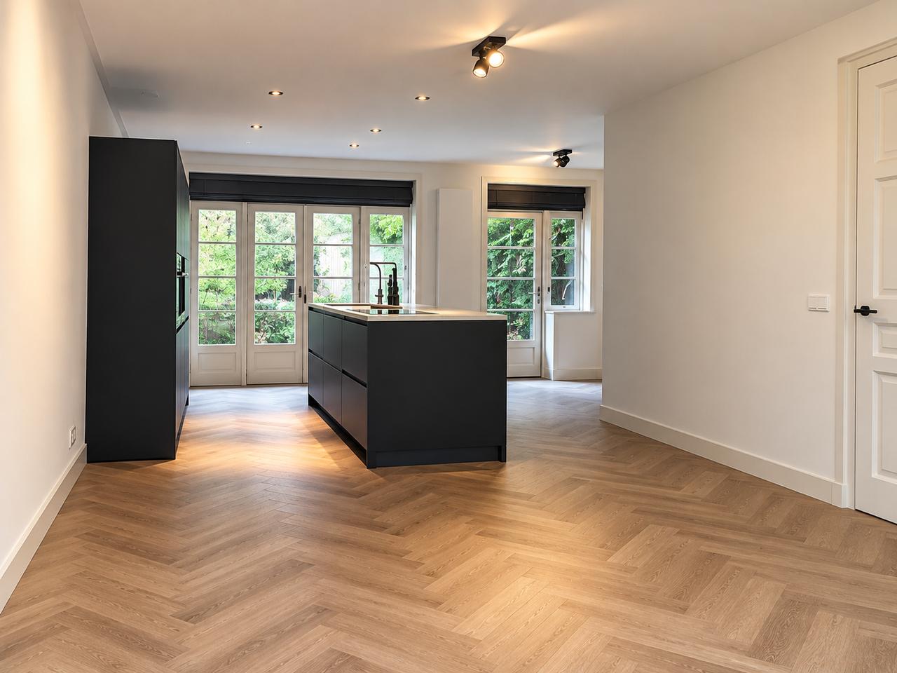 Dubbel benedenhuis met tuin in Middenmeer - Afbeelding 1