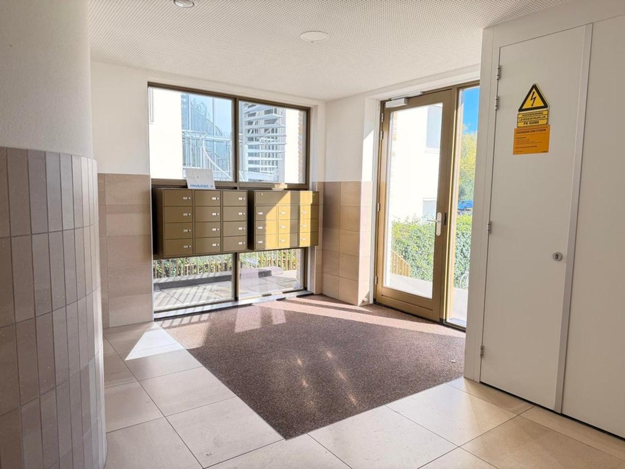 Penthouse met terras en parkeerplaats - Afbeelding 2