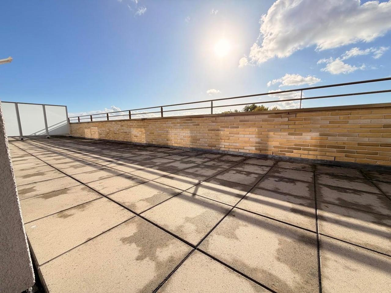 Penthouse met terras en parkeerplaats - Afbeelding 25
