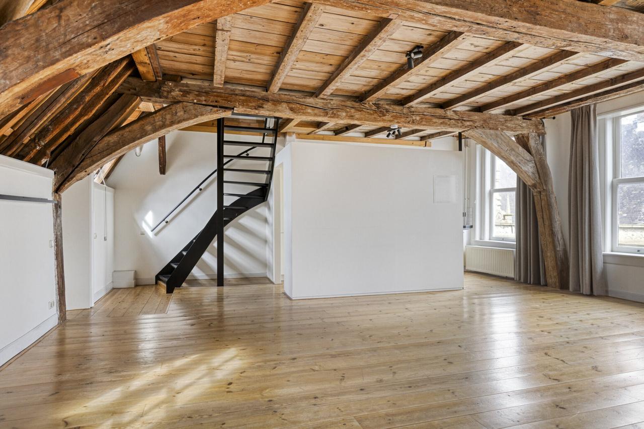 Rental Apartment on Breestraat - Image 8