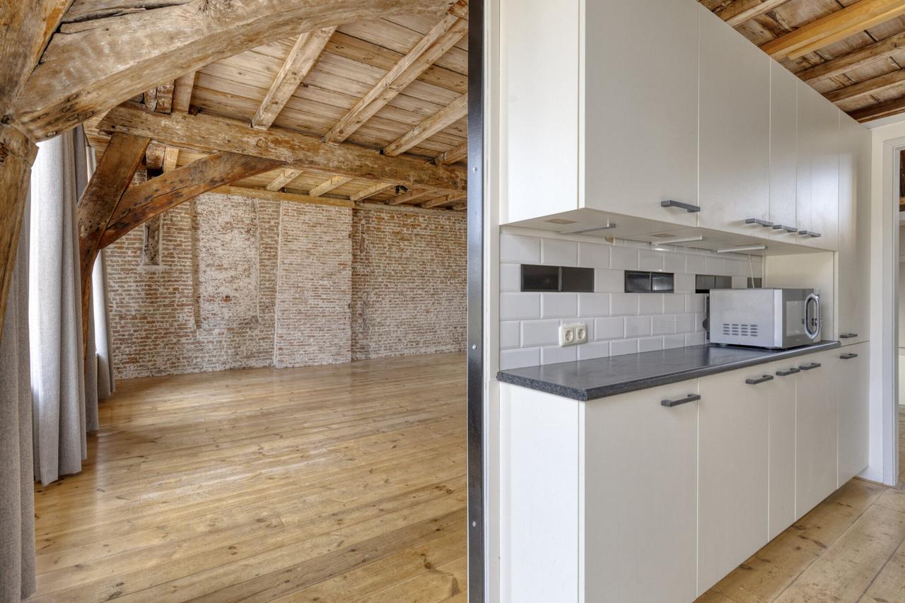 Rental Apartment on Breestraat - Image 13