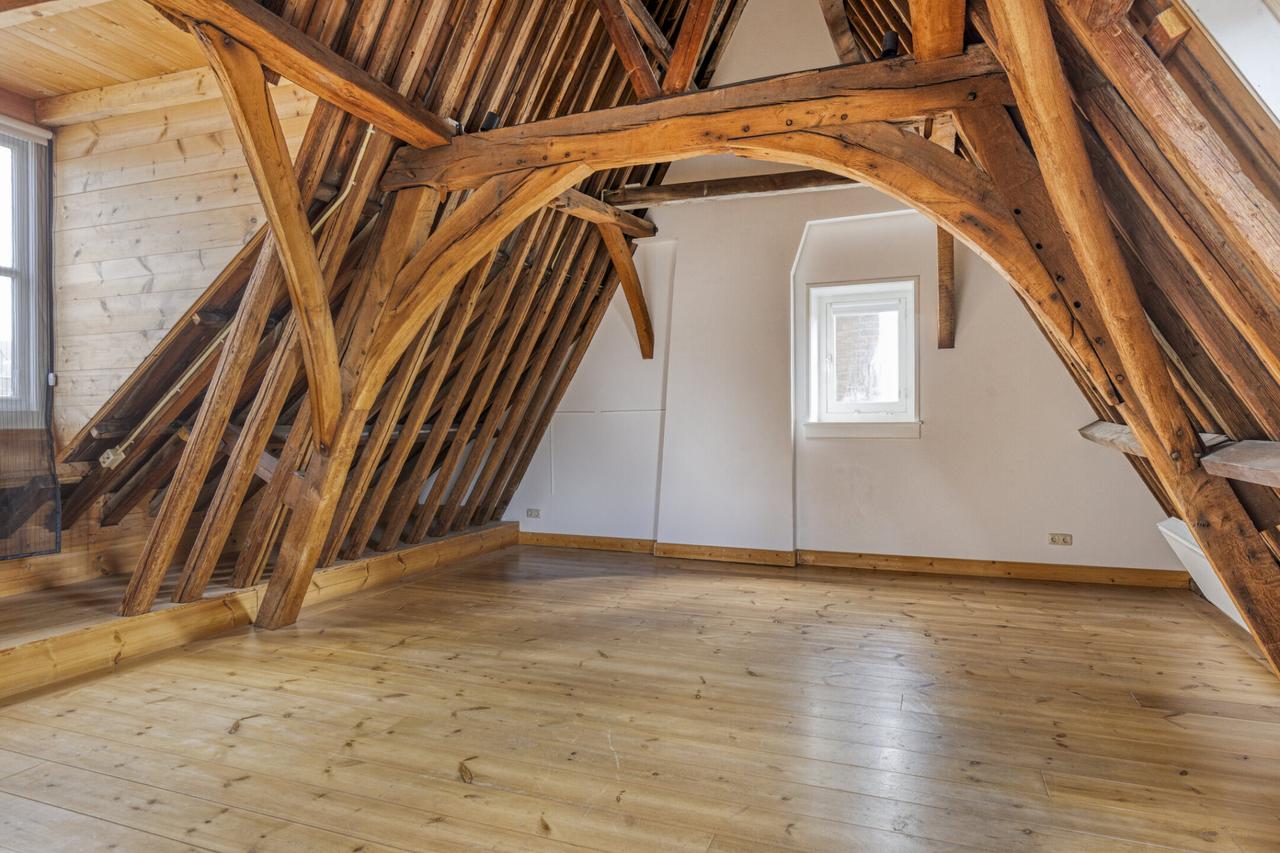 Rental Apartment on Breestraat - Image 17